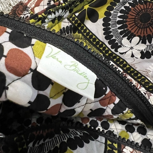 VERA BRADLEY Cocoa Moss Large Duffle Bag 2 Handles Zip Top Brown Green 2013 - Picture 12 of 13